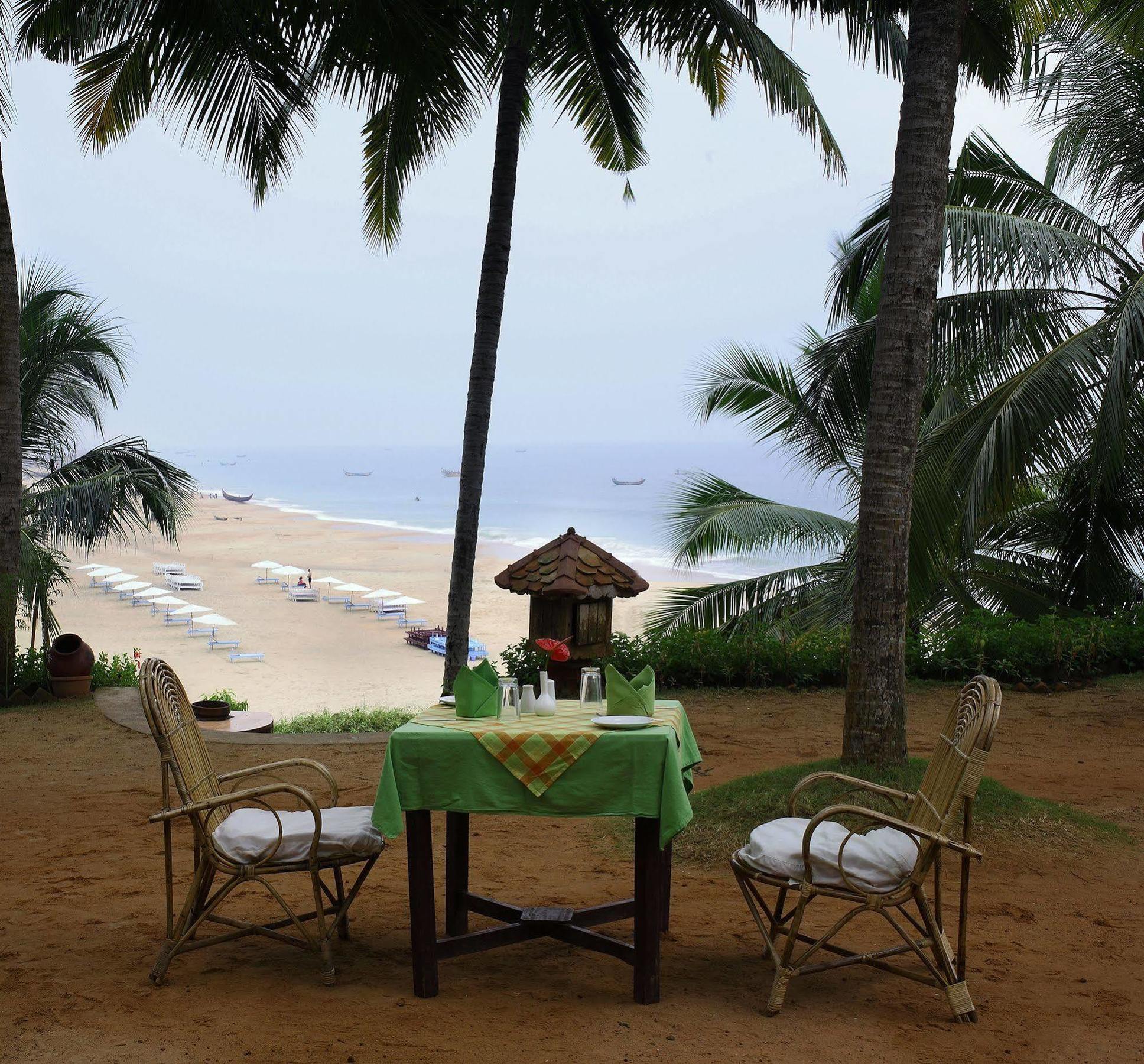Soma Manaltheeram Ayurveda Beachvillage Kovalam Kültér fotó