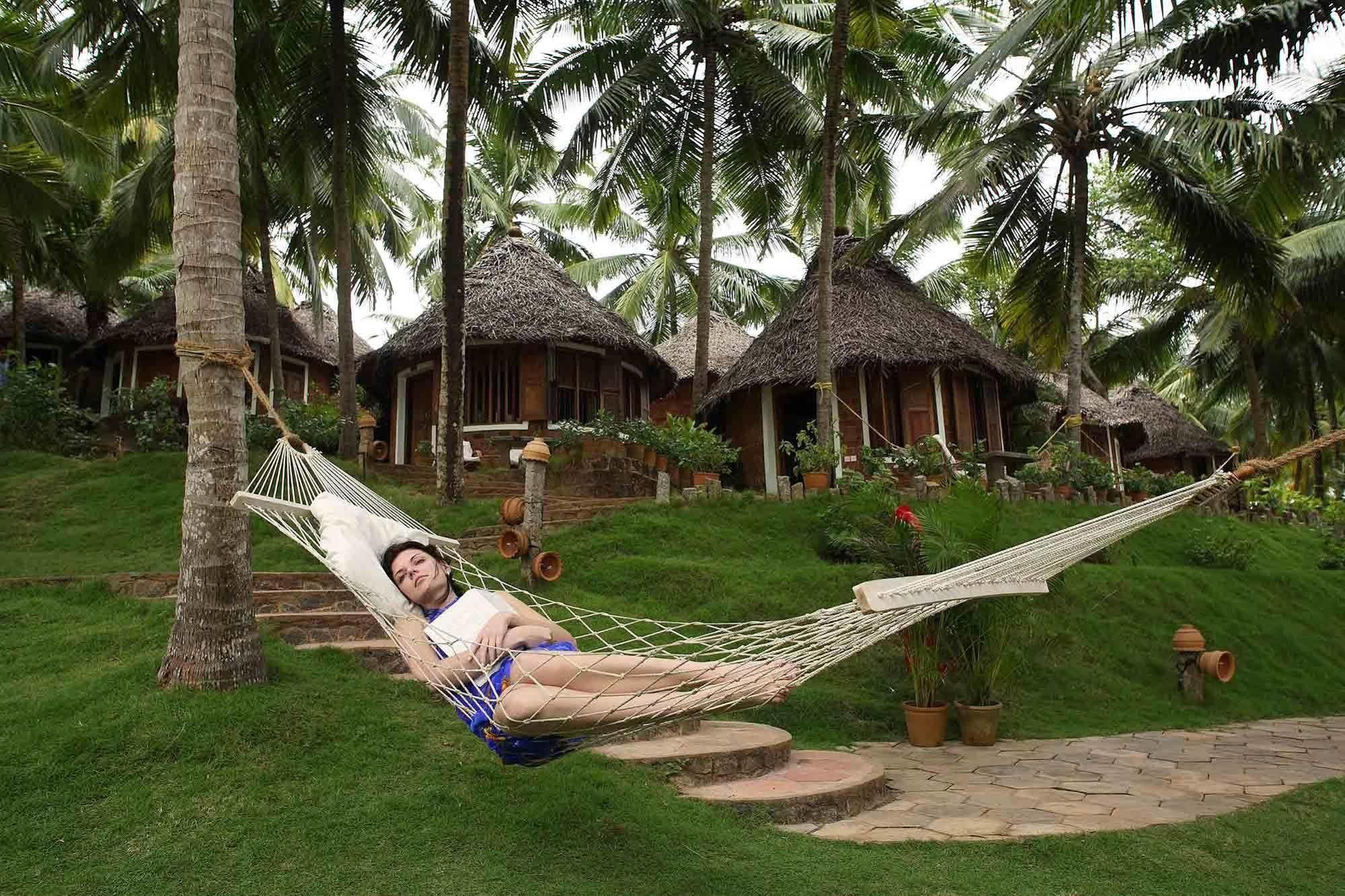 Soma Manaltheeram Ayurveda Beachvillage Kovalam Kültér fotó